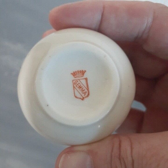 Crest of More Cambe Miniature Handle Urn Gemma Crested China - Picture 4 of 6